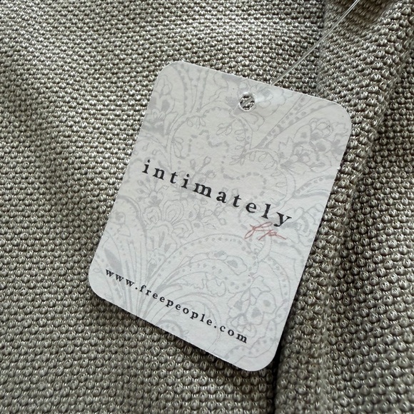 Free People Always Ready Seamless Turtleneck Tank Moss Size M/L NWT - Picture 4 of 4